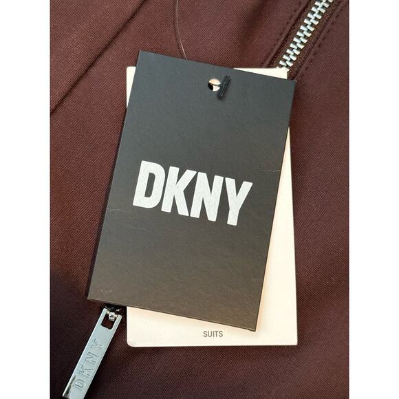 NEW!! DKNY Brown Dress Pants, size 10, bootcut - Picture 4 of 12